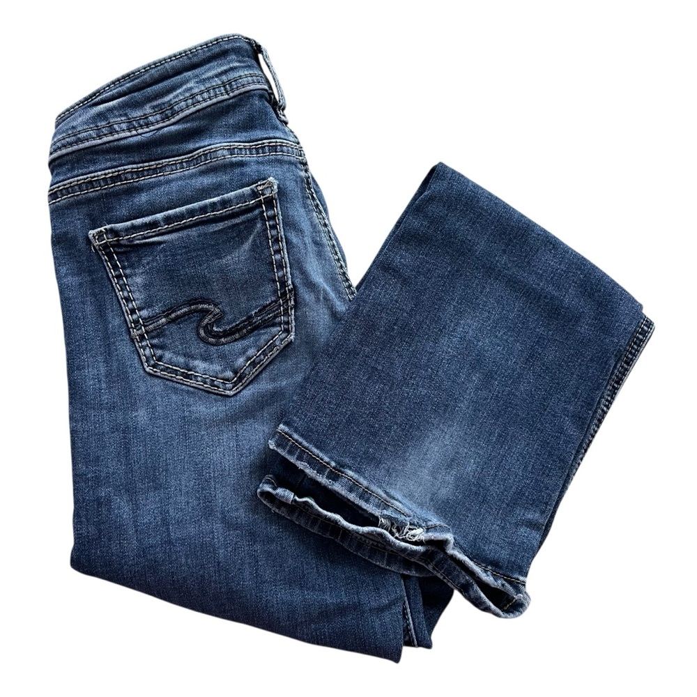 Silver Jeans Women’s Sz W26 L31 Medium Wash Denim Low Rise Tuesday Bootcut Jeans